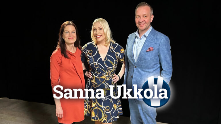 Sanna Ukkolan vieraina Sanna Kurronen ja Juho Romakkaniemi. Kuva: Tuukka Ylönen